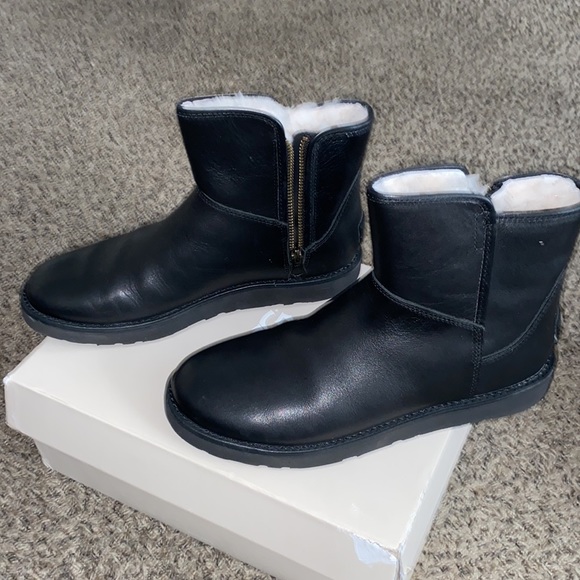 UGG Leather Boots - Picture 11 of 12